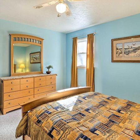 Lake Waccamaw Home With Fenced Yard And Shared Pier! المظهر الخارجي الصورة