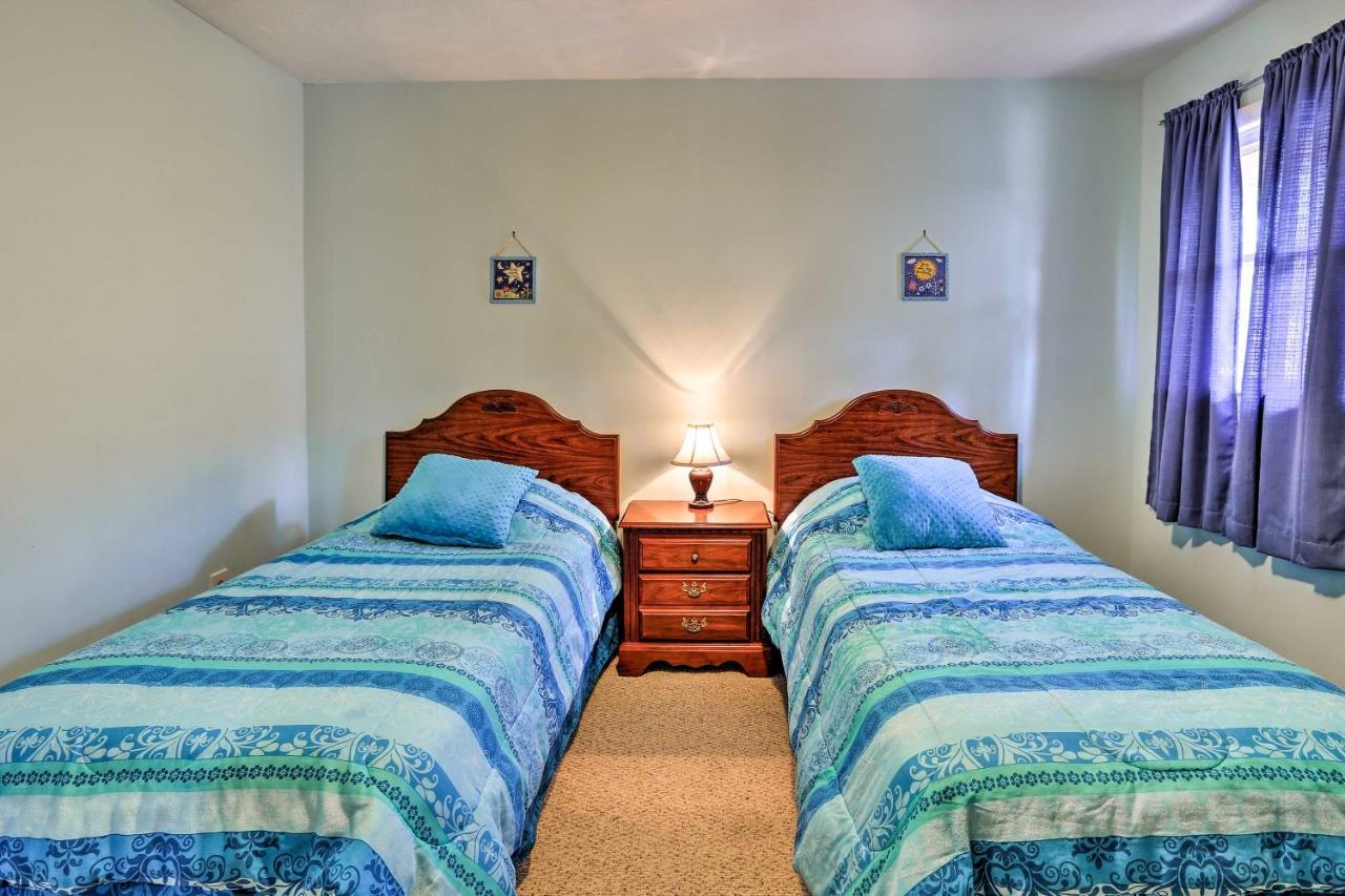 Lake Waccamaw Home With Fenced Yard And Shared Pier! المظهر الخارجي الصورة